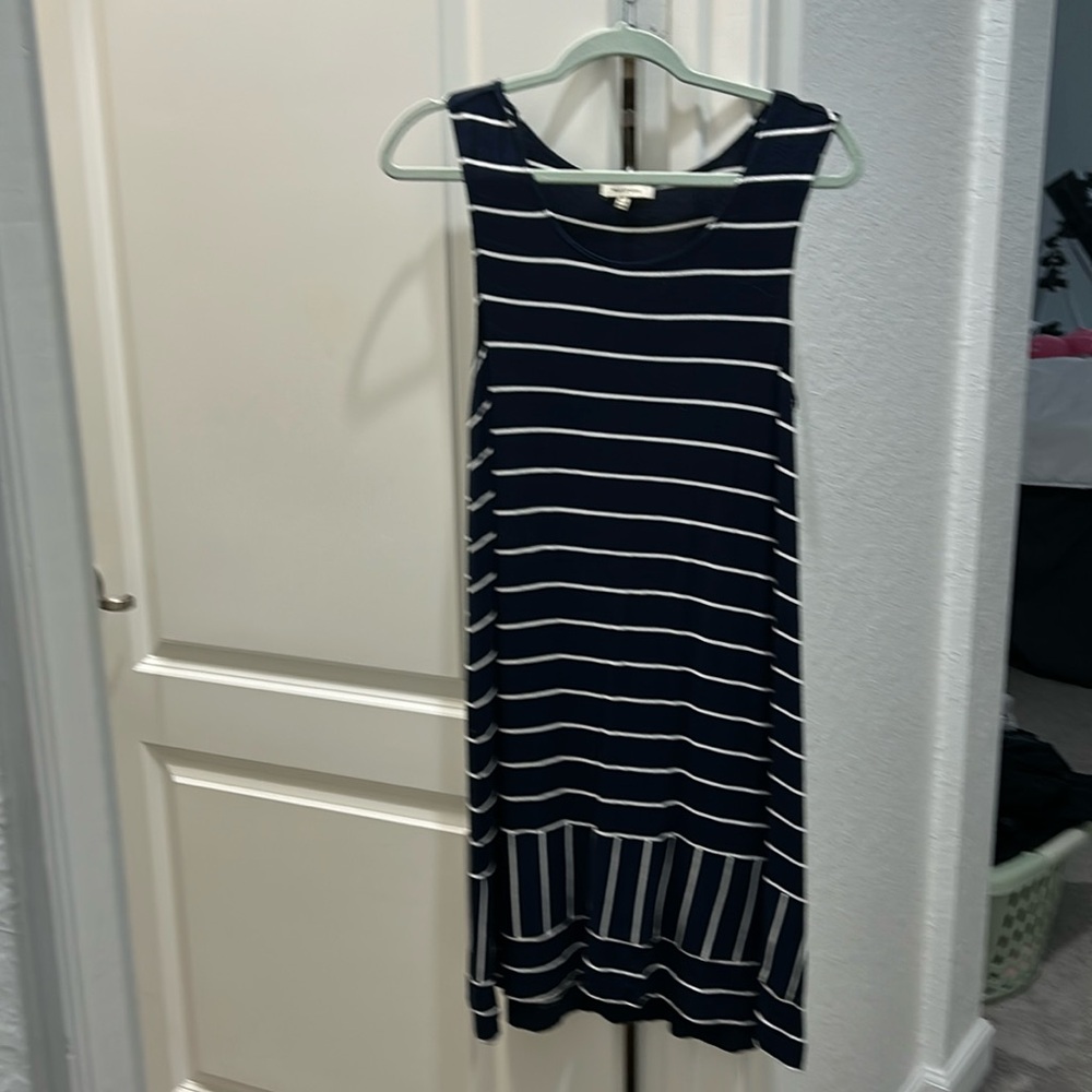 Max studio rayon dress